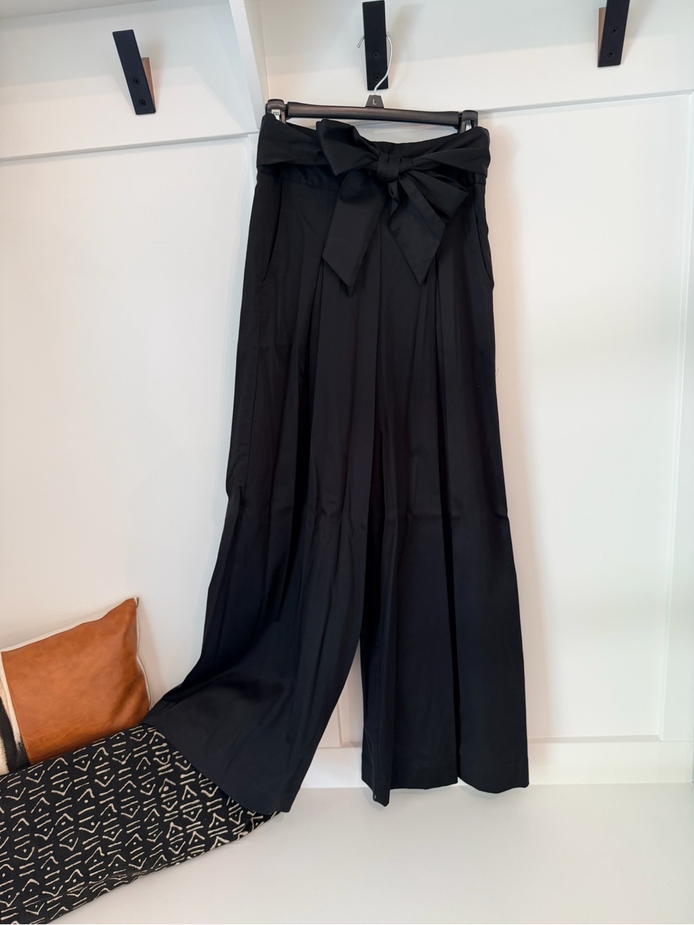 Sseko High-Waist Black Tencel Paperbag Wide-Leg Pants with Tie